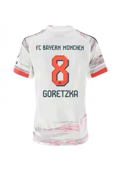 Bayern Munich Leon Goretzka #8 Jalkapallovaatteet Naisten Vieraspaita 2025-26 Lyhythihainen Bayern Munich Leon Goretzka #8 Jalkapallovaatteet Naisten Vieraspaita 2025-26 Lyhythihainen